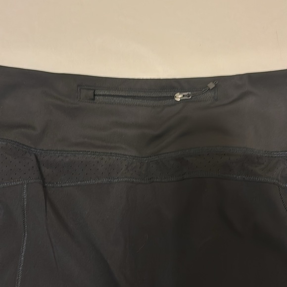 Athleta Run With It 14” Skort - Picture 6 of 9